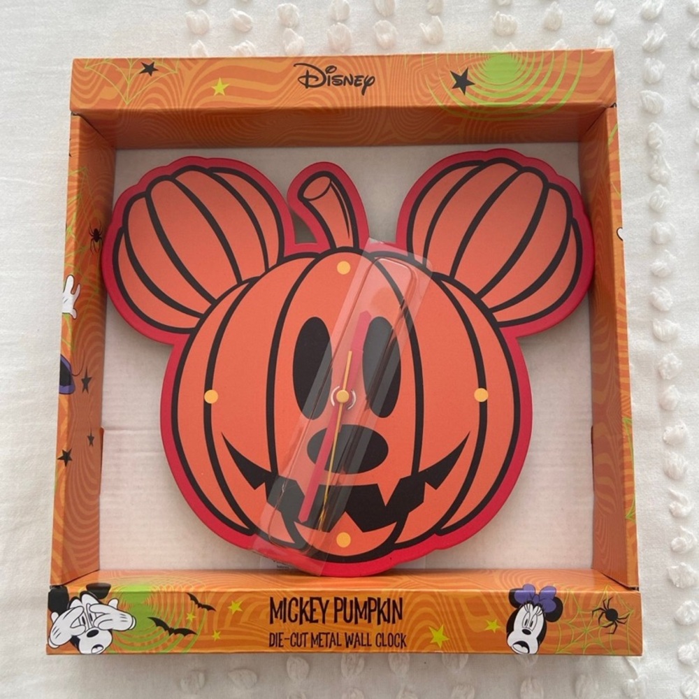 Disney Mickey Pumpkin Wall Clock